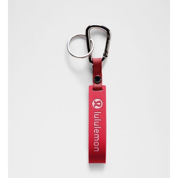 Lululemon Silicone Keychain Live In The Moment Desert Red/Pink Haze NWT Retired - Picture 2 of 5